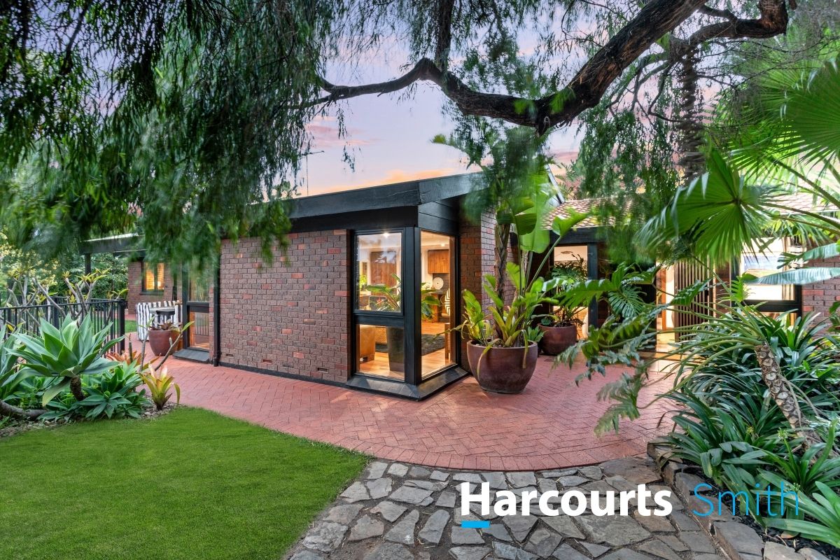 16 Beeston Way, West Lakes SA 5021, Image 0