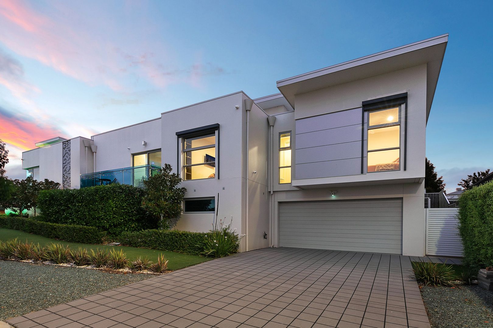 16 Alan Watt Crescent, Casey ACT 2913, Image 2