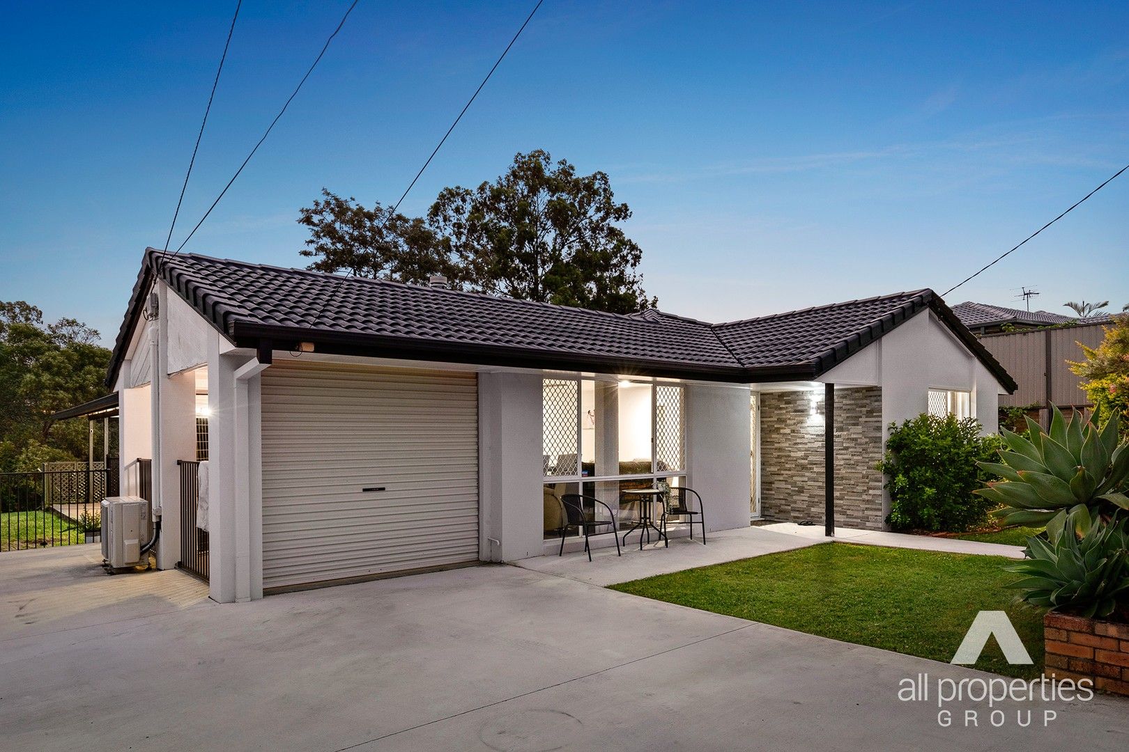 4 bedrooms House in 26 Cocas Street REGENTS PARK QLD, 4118