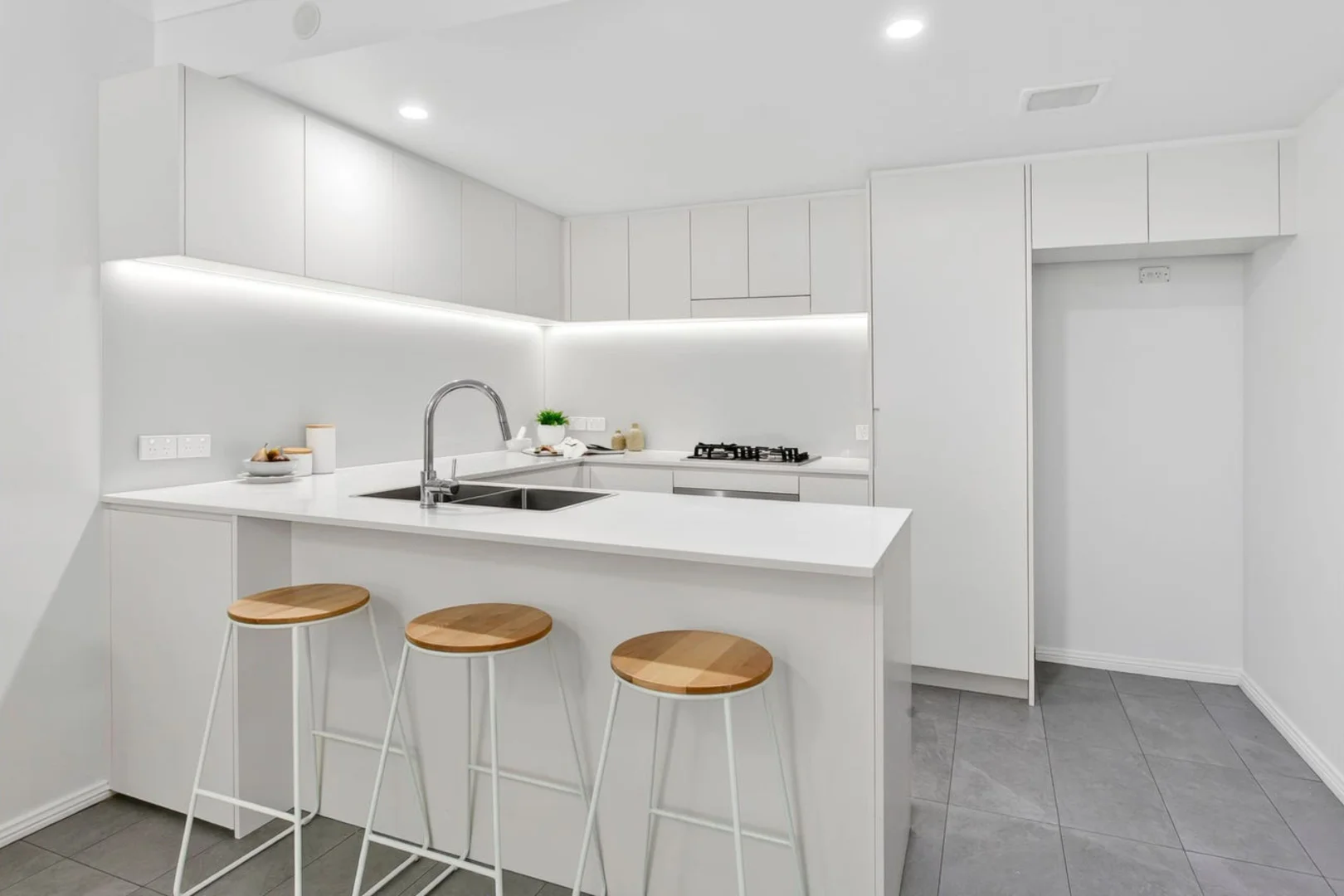 Additional image 4 of 8/8-10 Shackel Avenue, Brookvale NSW 2100