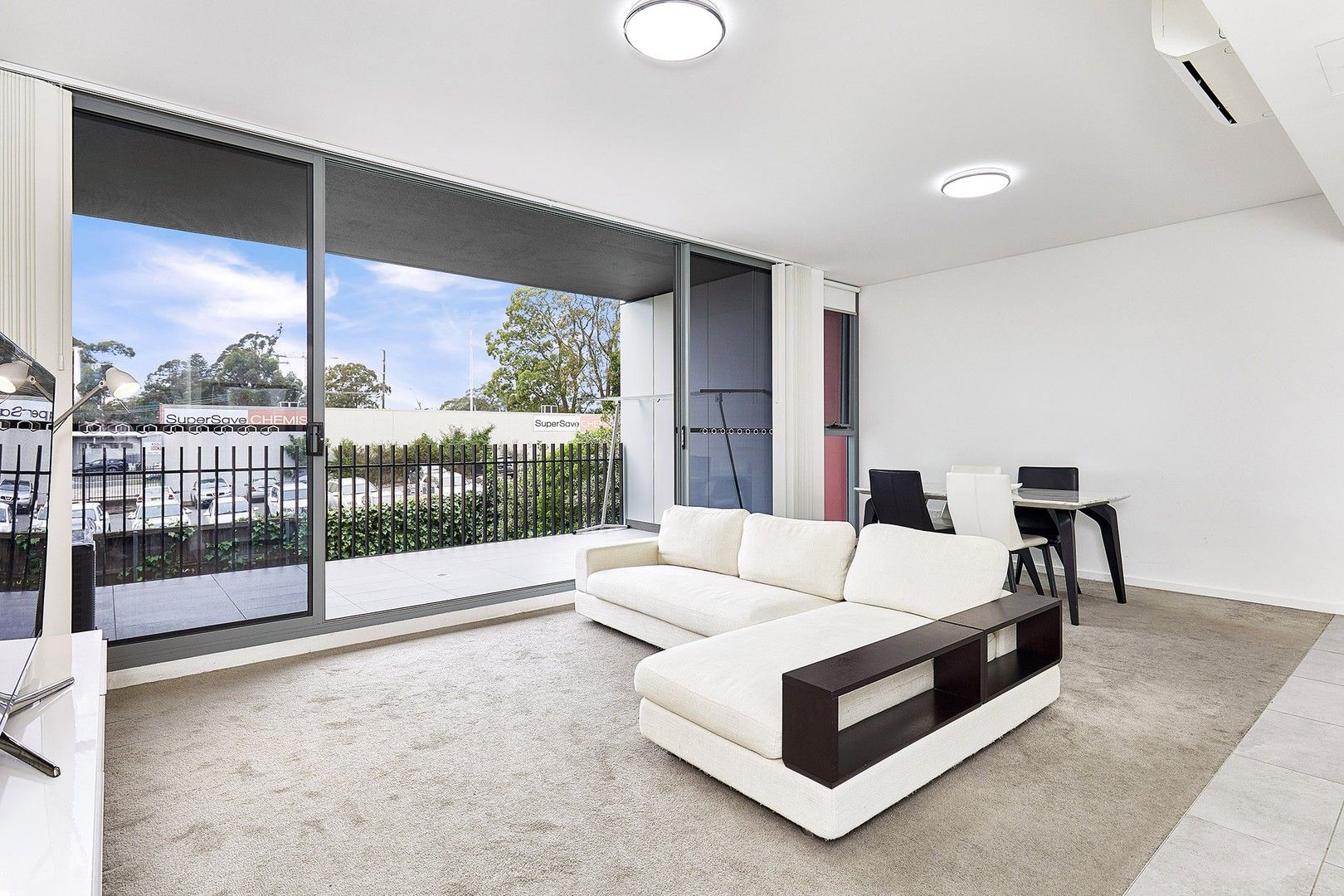 2 bedrooms Apartment / Unit / Flat in 17/4-8 Bouvardia St ASQUITH NSW, 2077