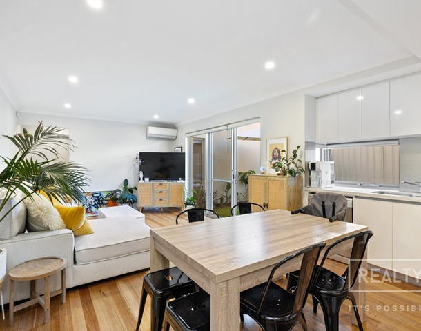 4/16 King George Street, Innaloo WA 6018