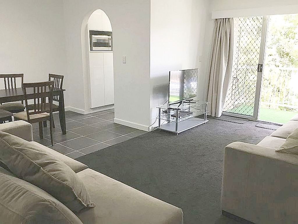 2 bedrooms Apartment / Unit / Flat in 3/22 Waverley Road TARINGA QLD, 4068
