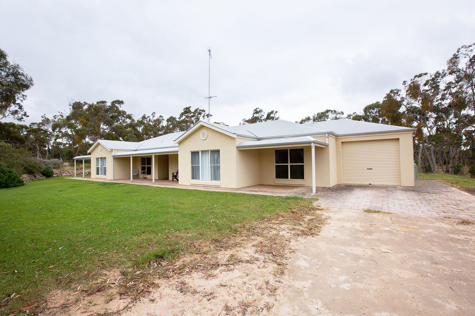 154 Hampton Road, Naracoorte SA 5271 House for Sale 578,000