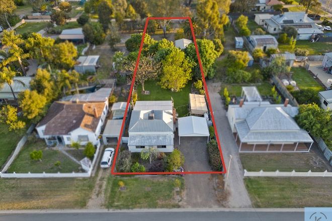Picture of 30 Moore Street, TOCUMWAL NSW 2714