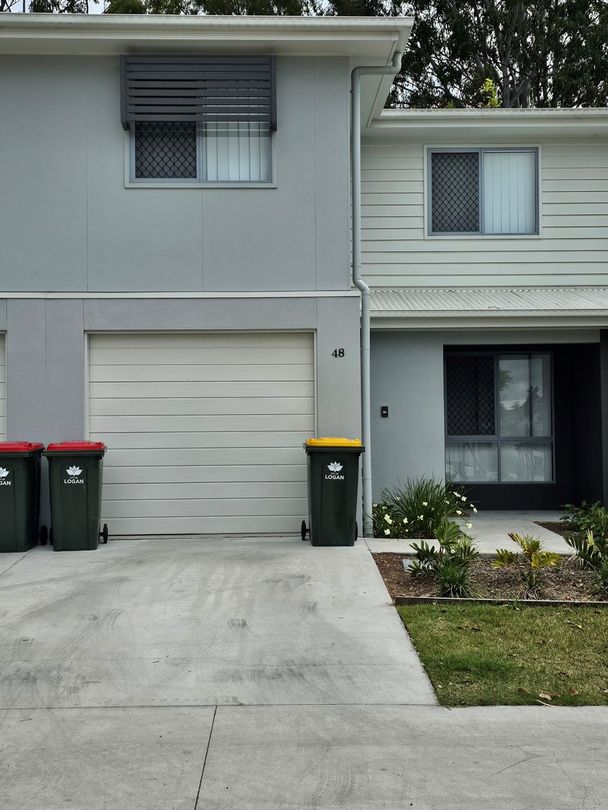 3 bedrooms Apartment / Unit / Flat in 48/11 Elsie Street BANNOCKBURN QLD, 4207