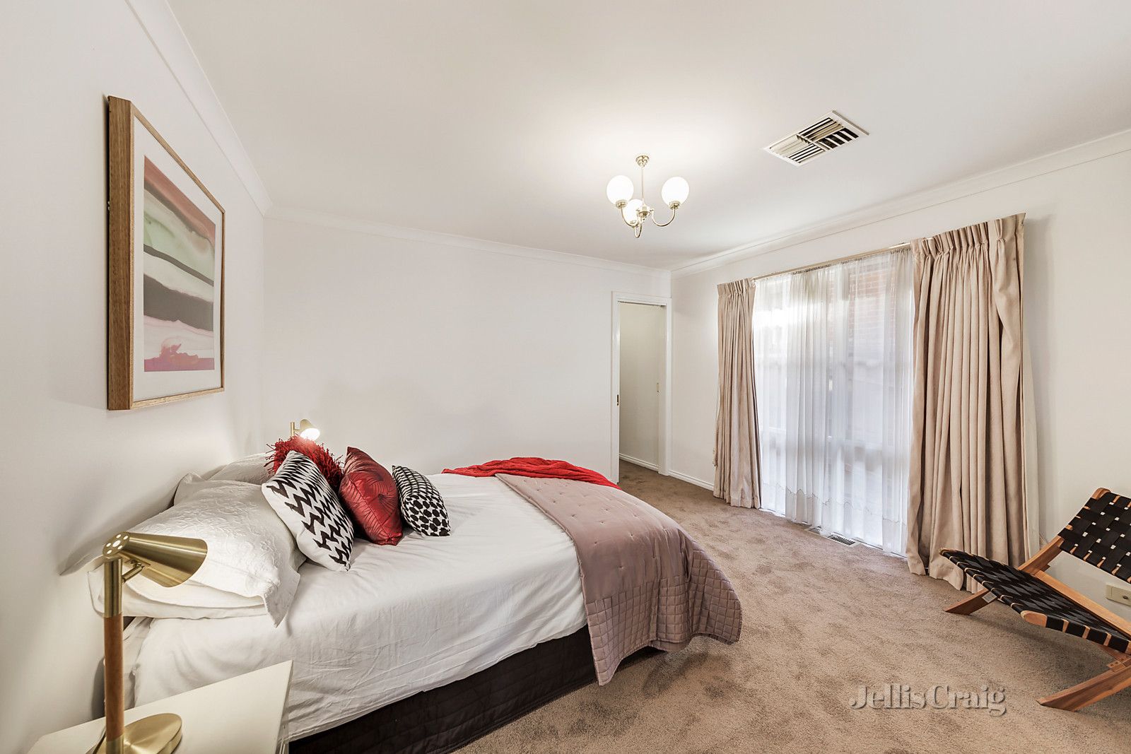 1/13 Adam Crescent, Montmorency VIC 3094, Image 2