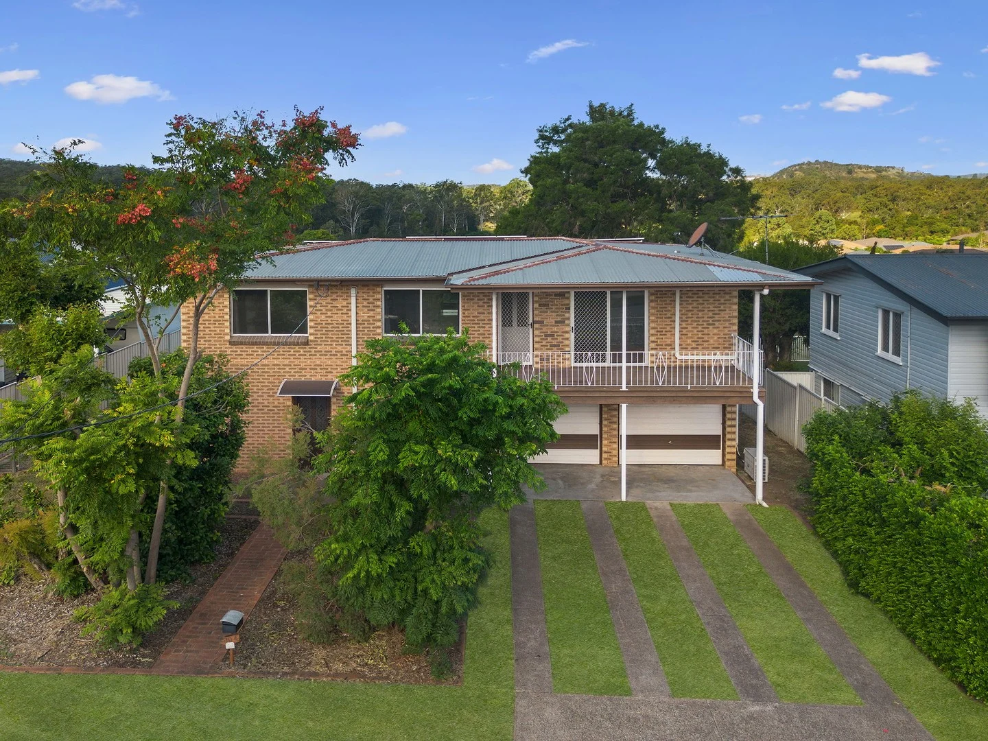 304 South Station Road, Raceview QLD 4305