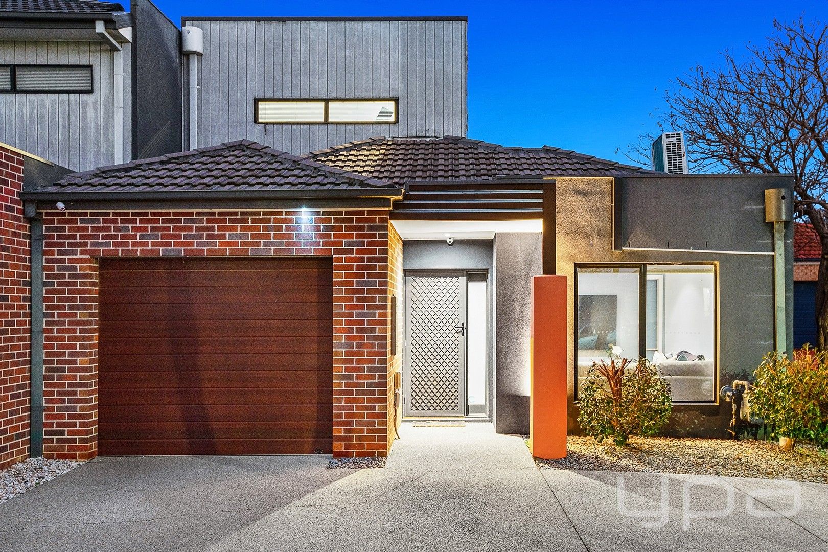 4 bedrooms House in 2/10 Officer Court WERRIBEE VIC, 3030