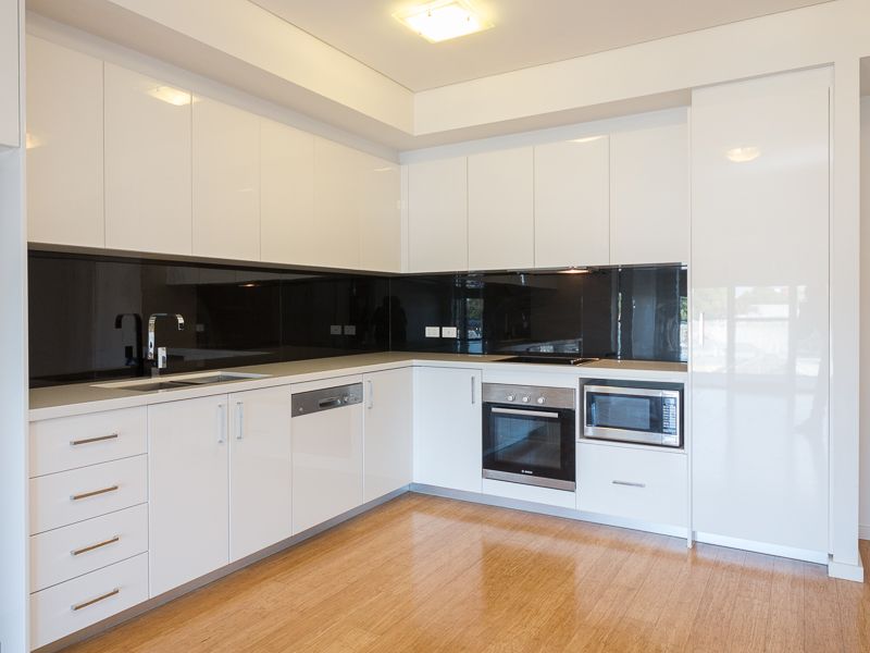 2 bedrooms Apartment / Unit / Flat in 21/110 Cambridge St WEST LEEDERVILLE WA, 6007