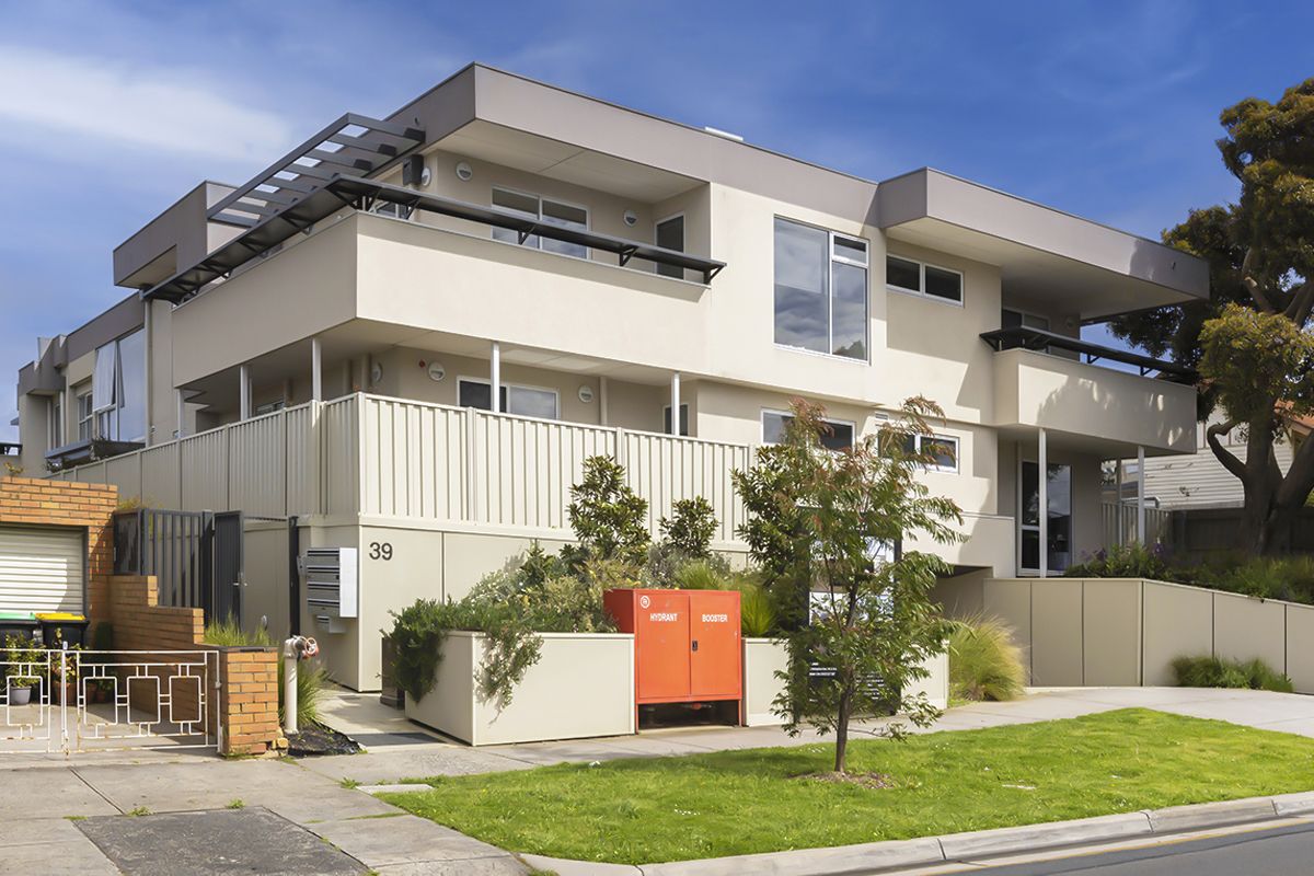 2 bedrooms Apartment / Unit / Flat in 9/39 Parkers Road PARKDALE VIC, 3195