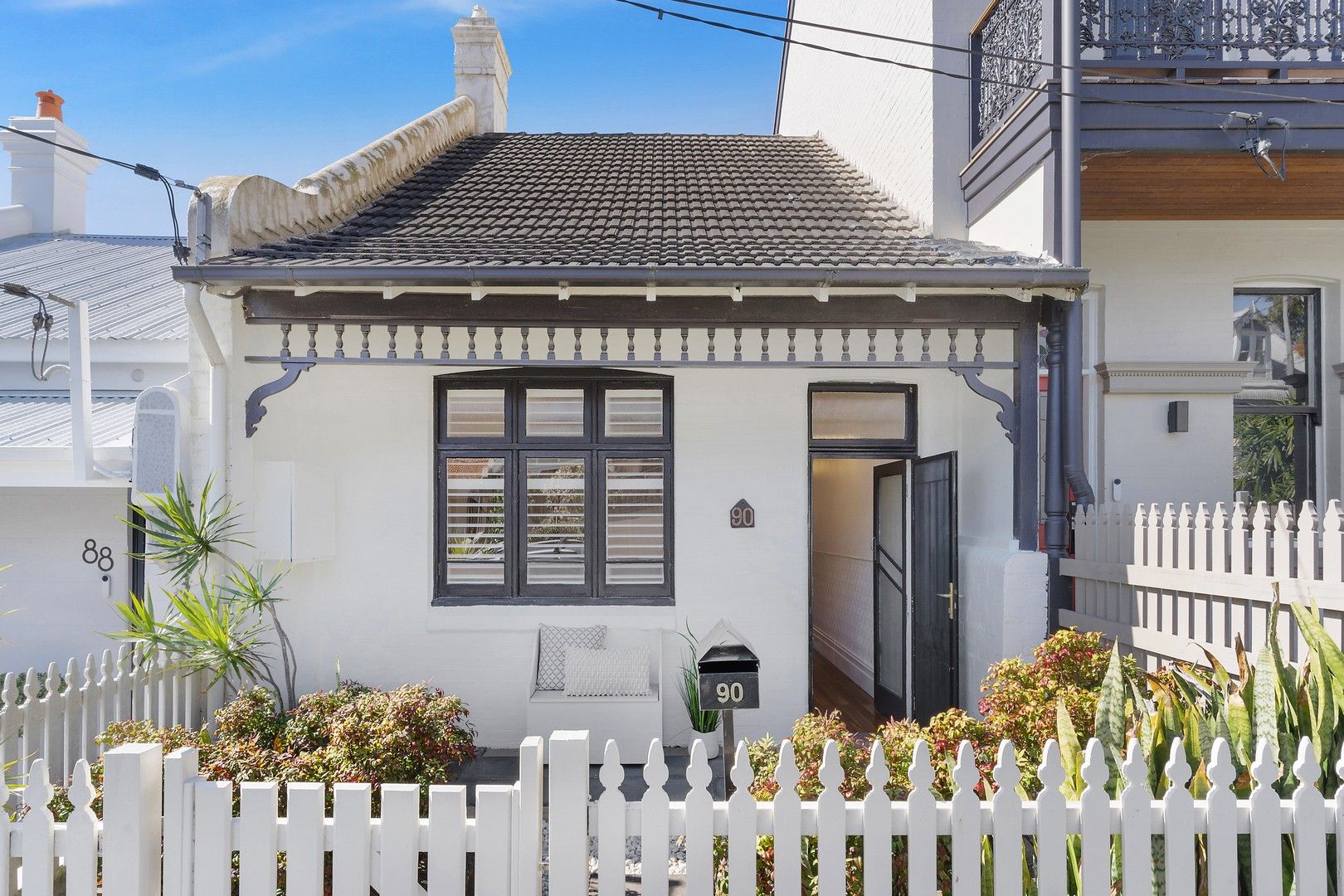 2 bedrooms House in 90 Cecily Street LILYFIELD NSW, 2040