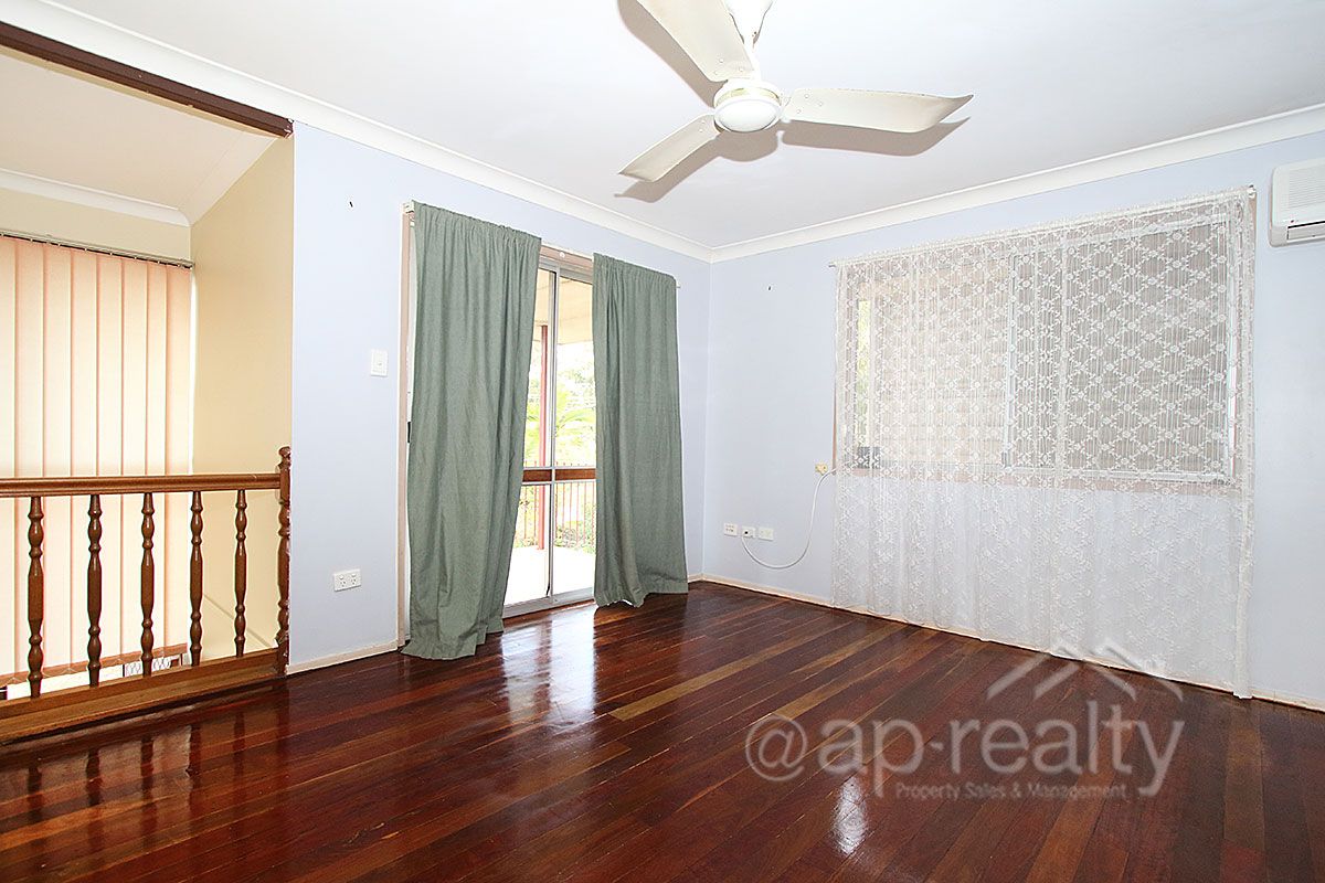 4 Fynes Street, Hillcrest QLD 4118, Image 2