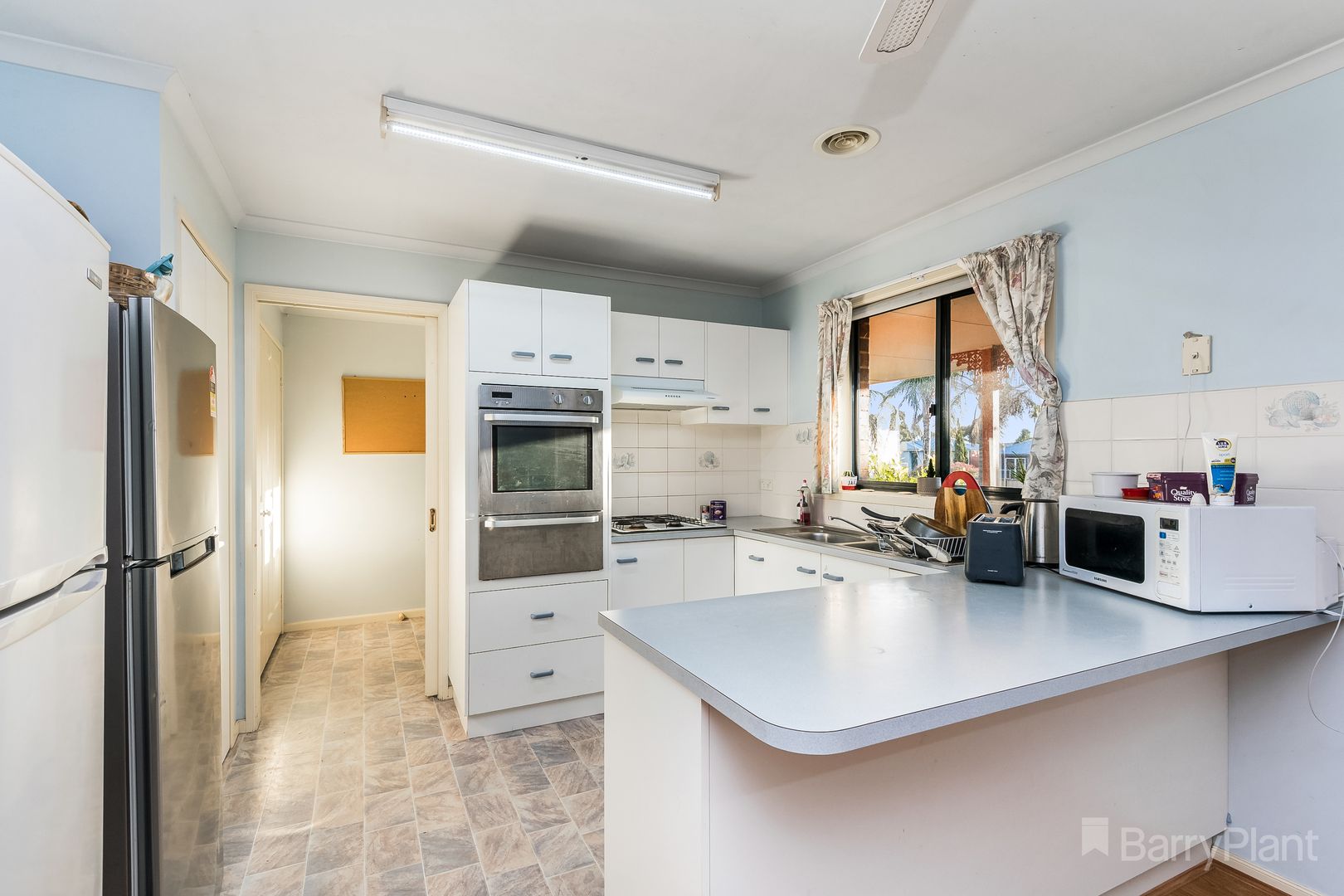 14 Friswell Avenue, Flora Hill VIC 3550, Image 2
