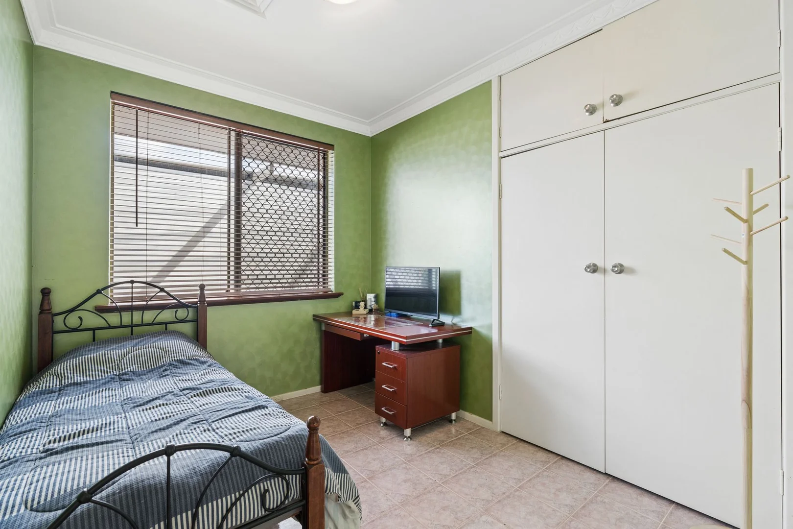 Additional image 26 of 15 Glenbrook Road, Thornlie WA 6108