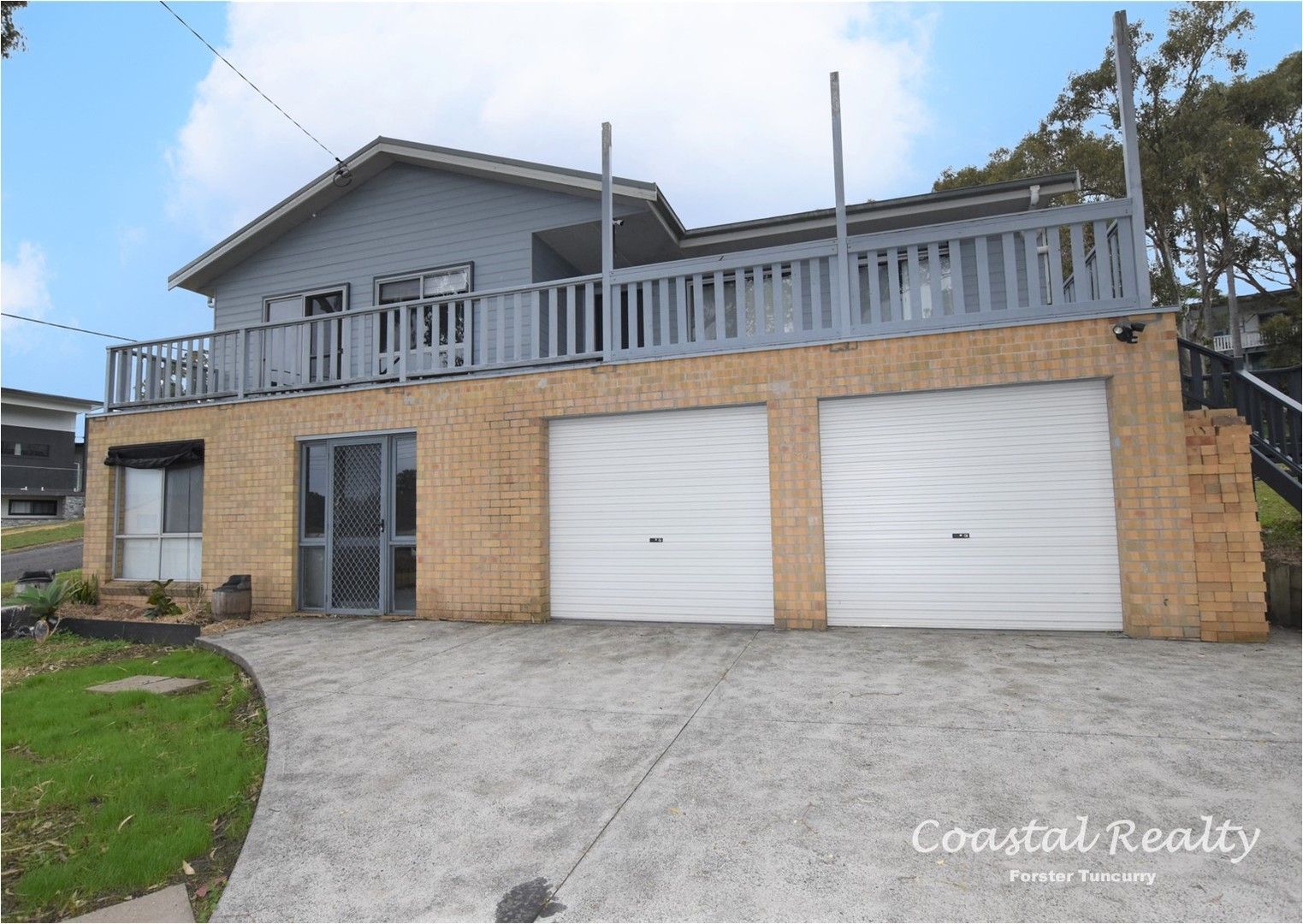 11 Warralong Street, Coomba Park NSW 2428, Image 0