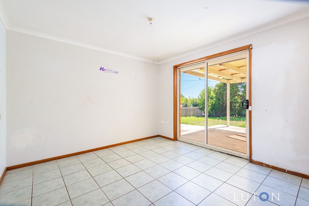 4 Ferber Place, Gilmore ACT 2905, Image 2