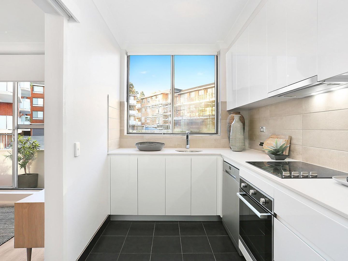 7/62 Grosvenor Crescent, Summer Hill NSW 2130, Image 2