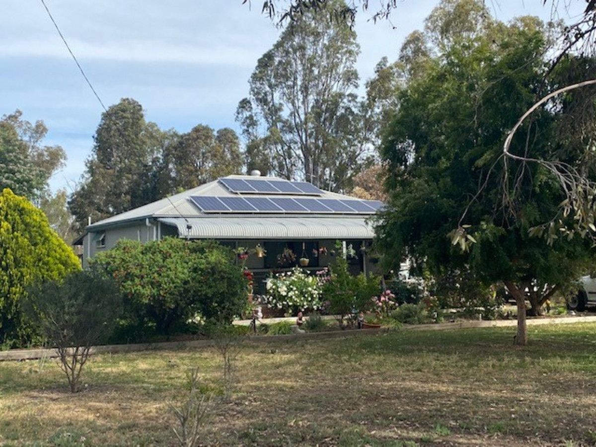 3 bedrooms House in 16 Vine Street KOONDROOK VIC, 3580