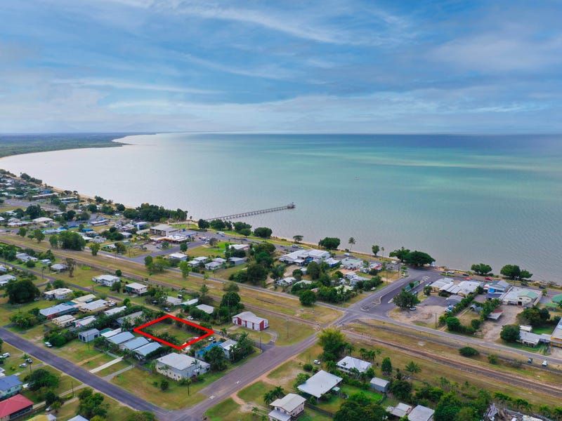 5 Panos Street, Cardwell QLD 4849, Image 2