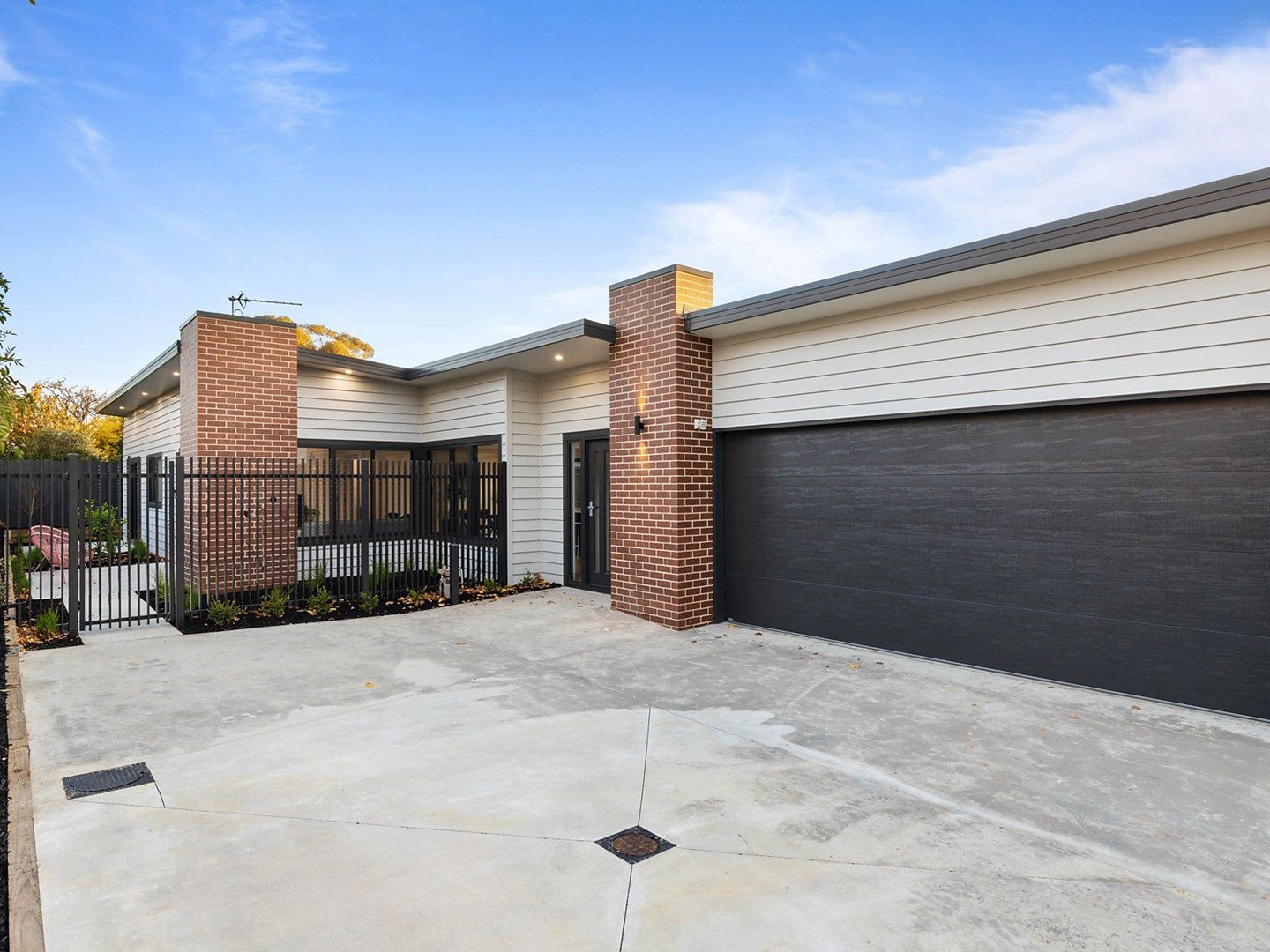 205A Brougham Street, Soldiers Hill VIC 3350, Image 0