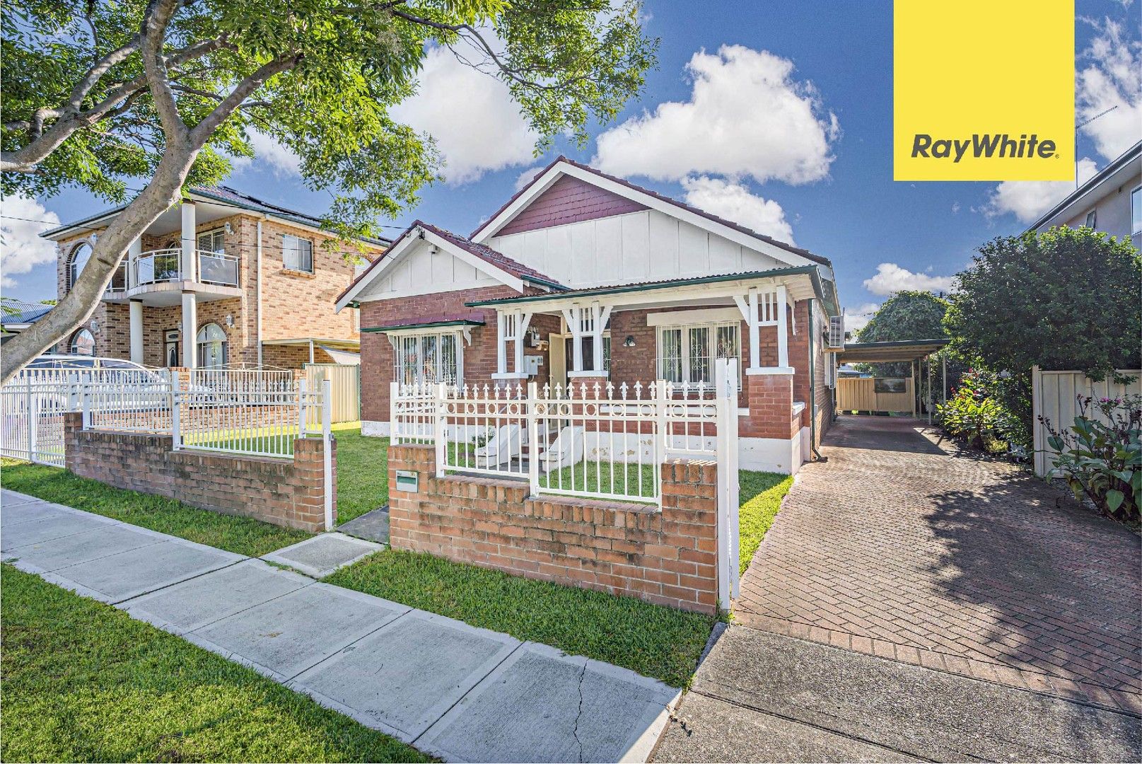 4 bedrooms House in 101 Harrow Road AUBURN NSW, 2144