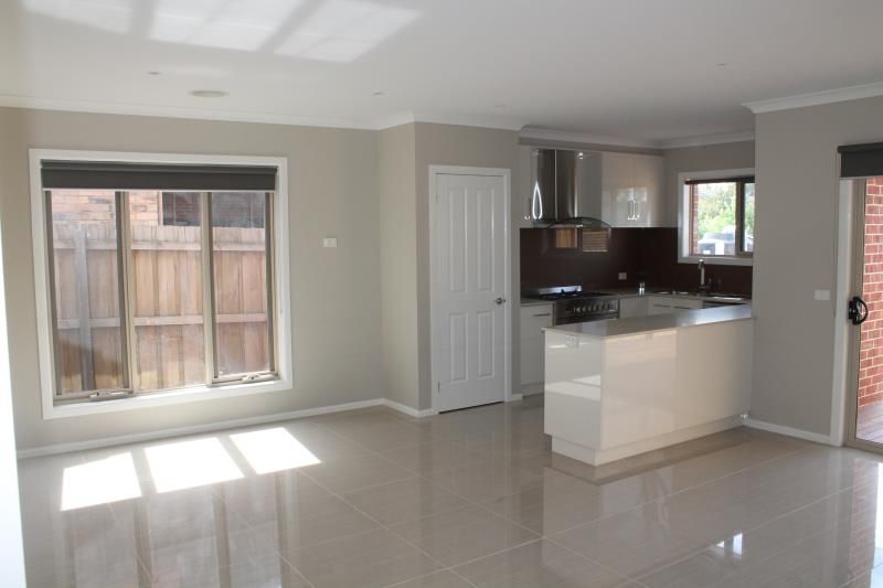 2 bedrooms Apartment / Unit / Flat in 6b Lorraine Street CHELTENHAM VIC, 3192