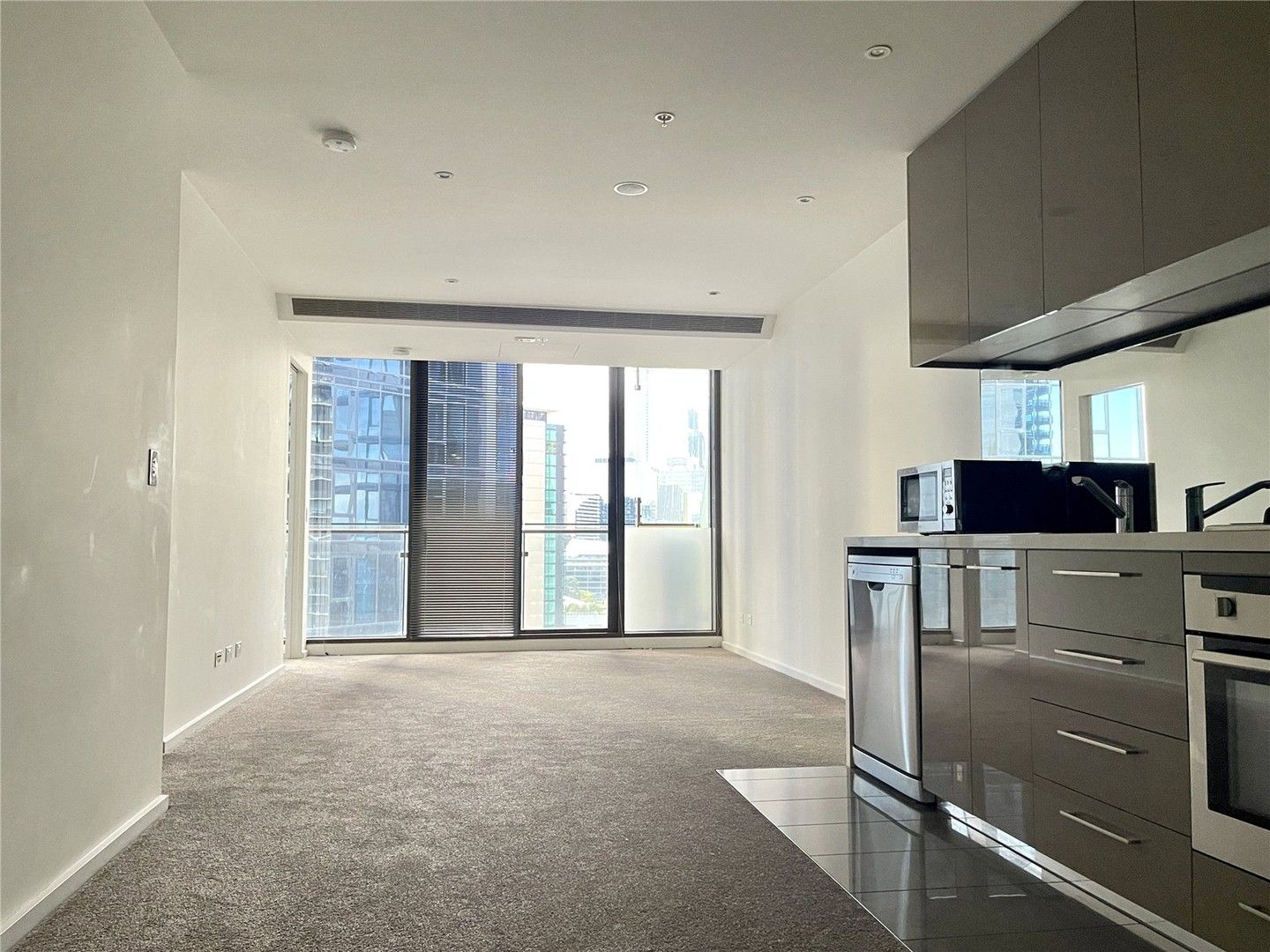 2 bedrooms Apartment / Unit / Flat in 1508/118 Kavanagh Street SOUTHBANK VIC, 3006