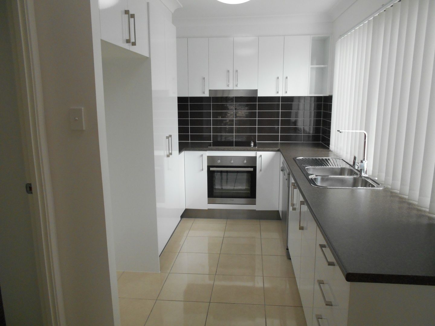 1/17 TILLEY STREET, Redcliffe QLD 4020 Townhouse For Rent Domain