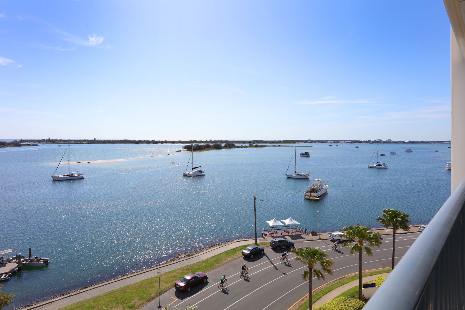 90/326 Marine Parade, Labrador QLD 4215, Image 2