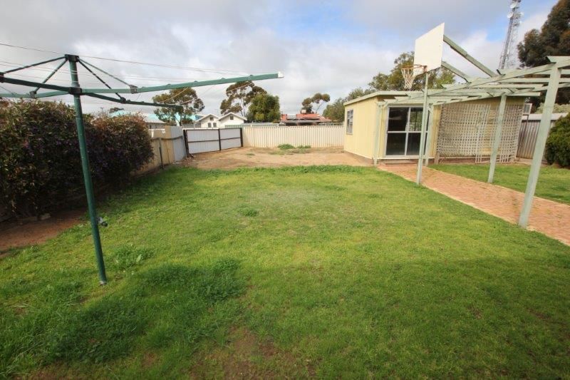 57 Coronation Street, Merredin WA 6415, Image 2