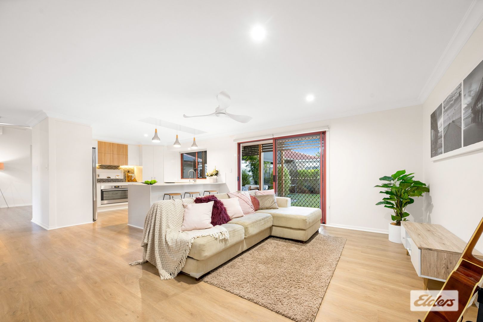 29-31 Mingah Crescent, Shailer Park QLD 4128, Image 2