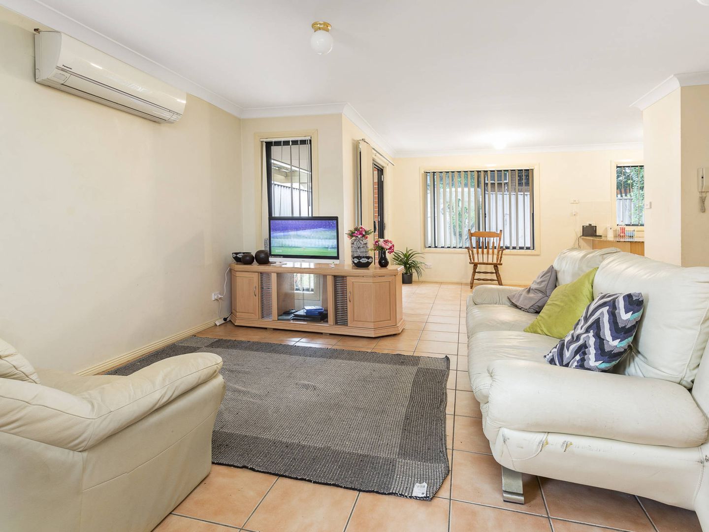 2/239-241 Great Western Highway, St Marys NSW 2760, Image 2