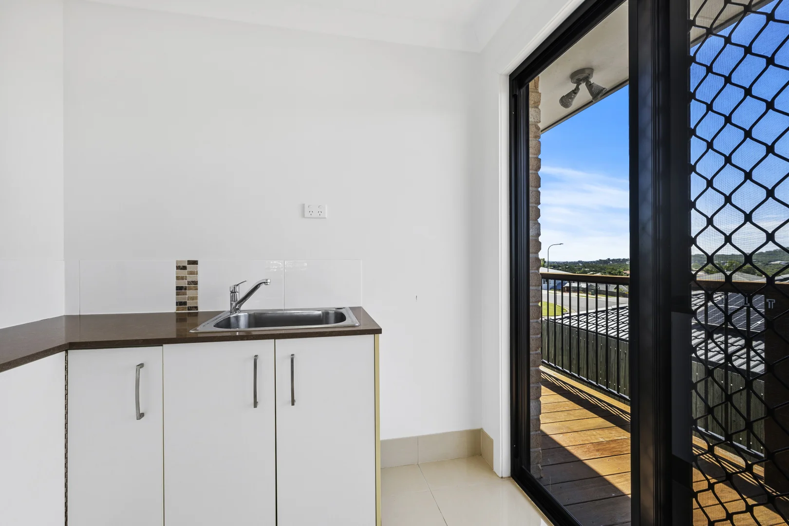 Additional image 14 of 3 Eucalyptus Place, Kirkwood QLD 4680