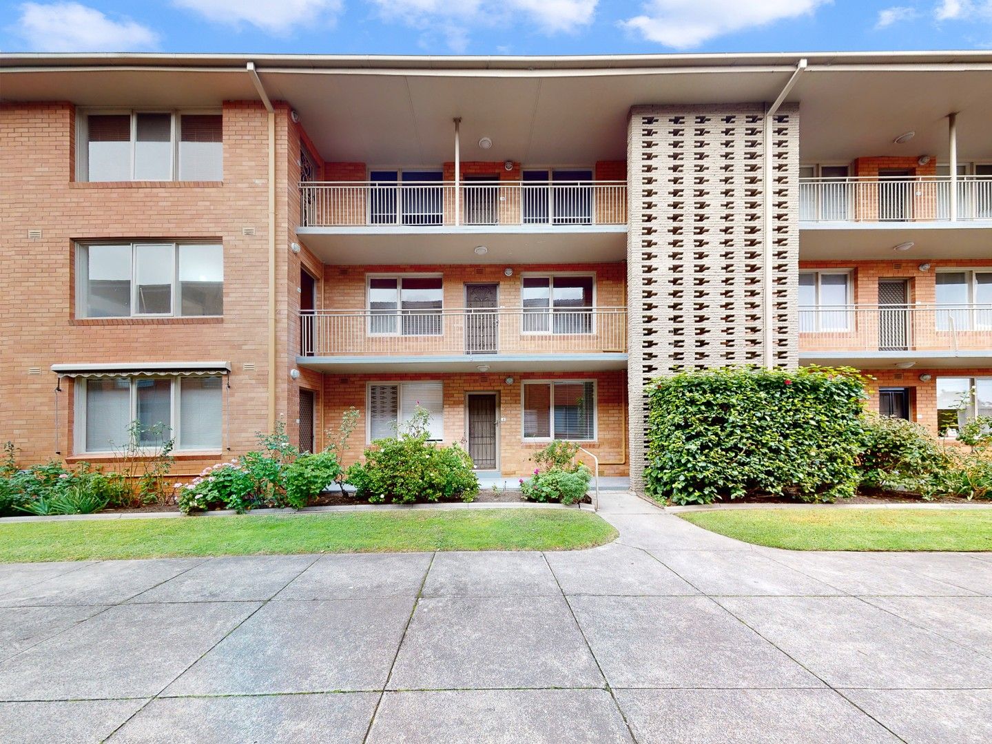 1 bedrooms Apartment / Unit / Flat in 4/510 Glenferrie Road HAWTHORN VIC, 3122