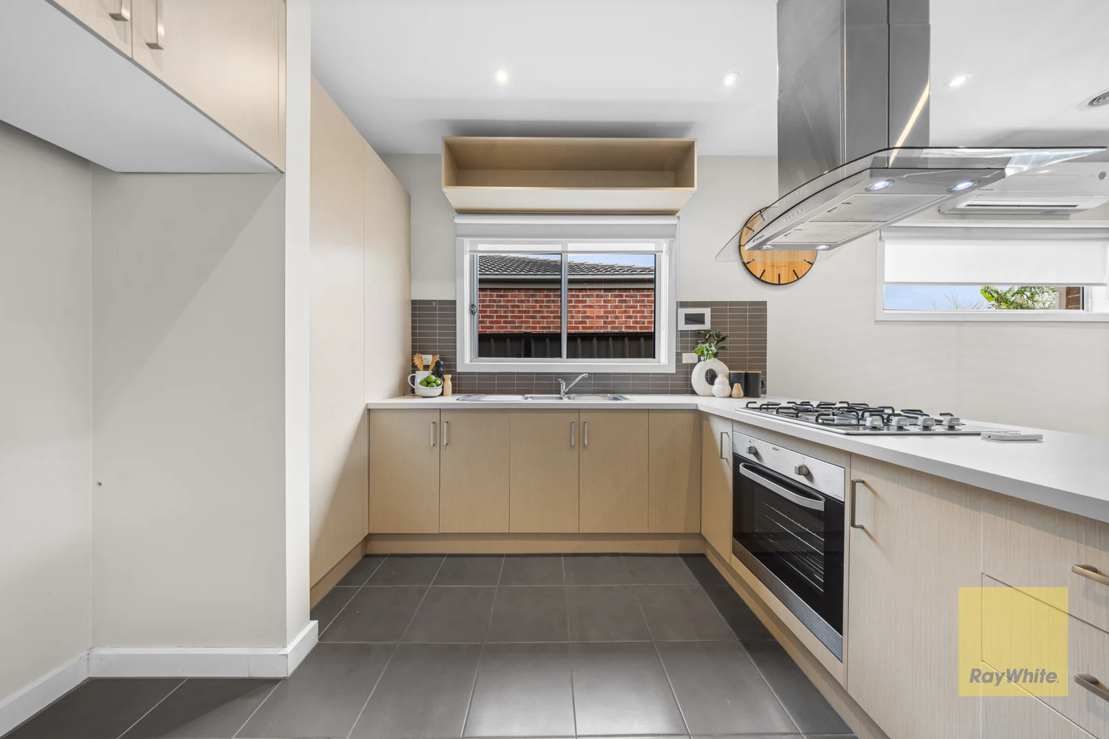 Additional image 12 of 5 Amberley Gardens, Derrimut VIC 3026