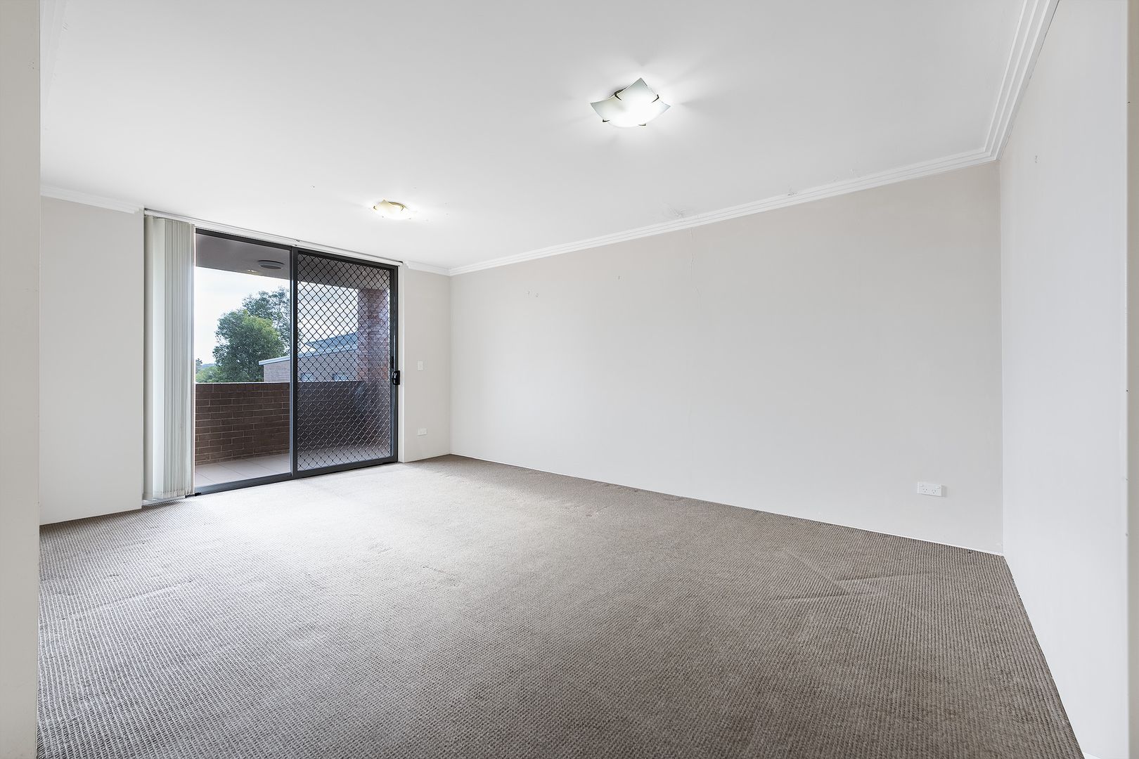 8/504 Woodville Road, Guildford NSW 2161, Image 1