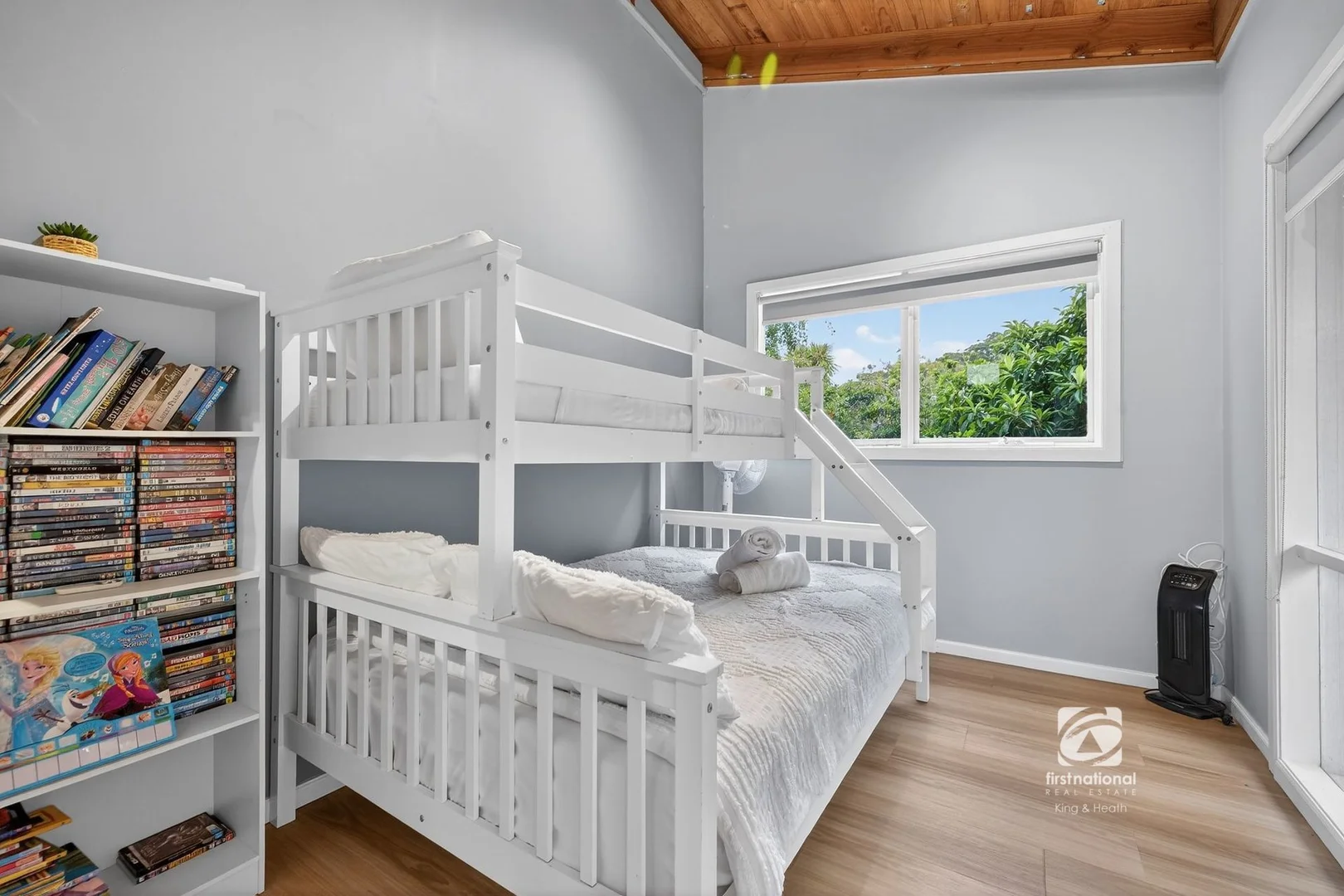 Additional image 20 of 7 Gay Street, Lakes Entrance VIC 3909