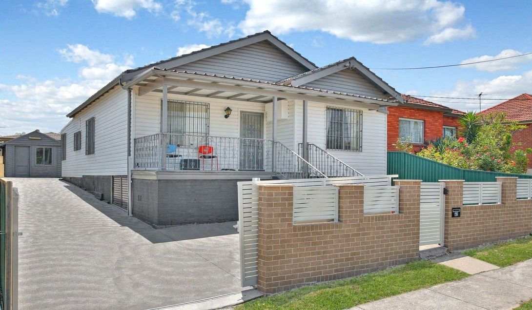 3 bedrooms House in 62 Wellington Road AUBURN NSW, 2144