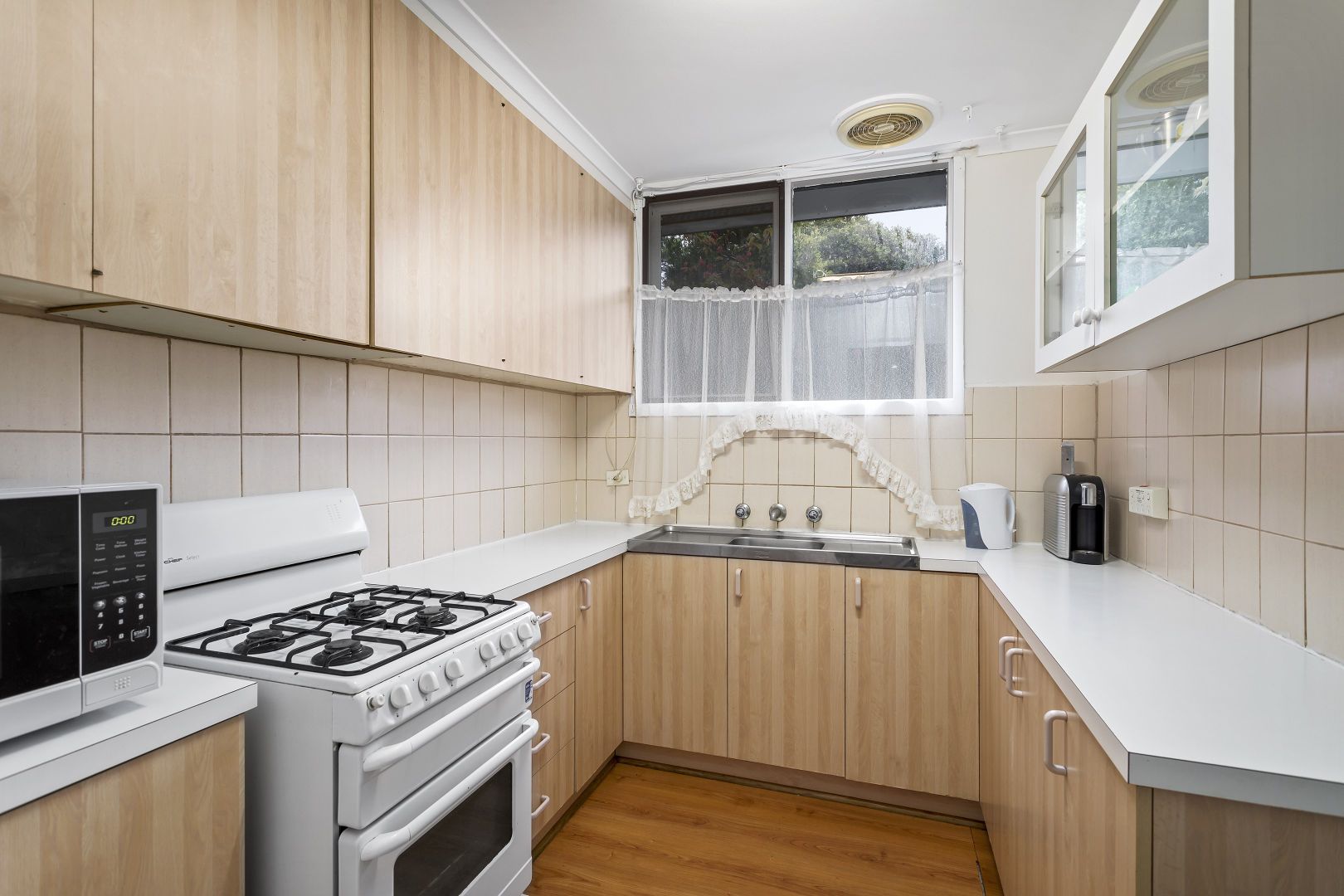 1/14 Tintern Avenue, Bayswater North VIC 3153, Image 2