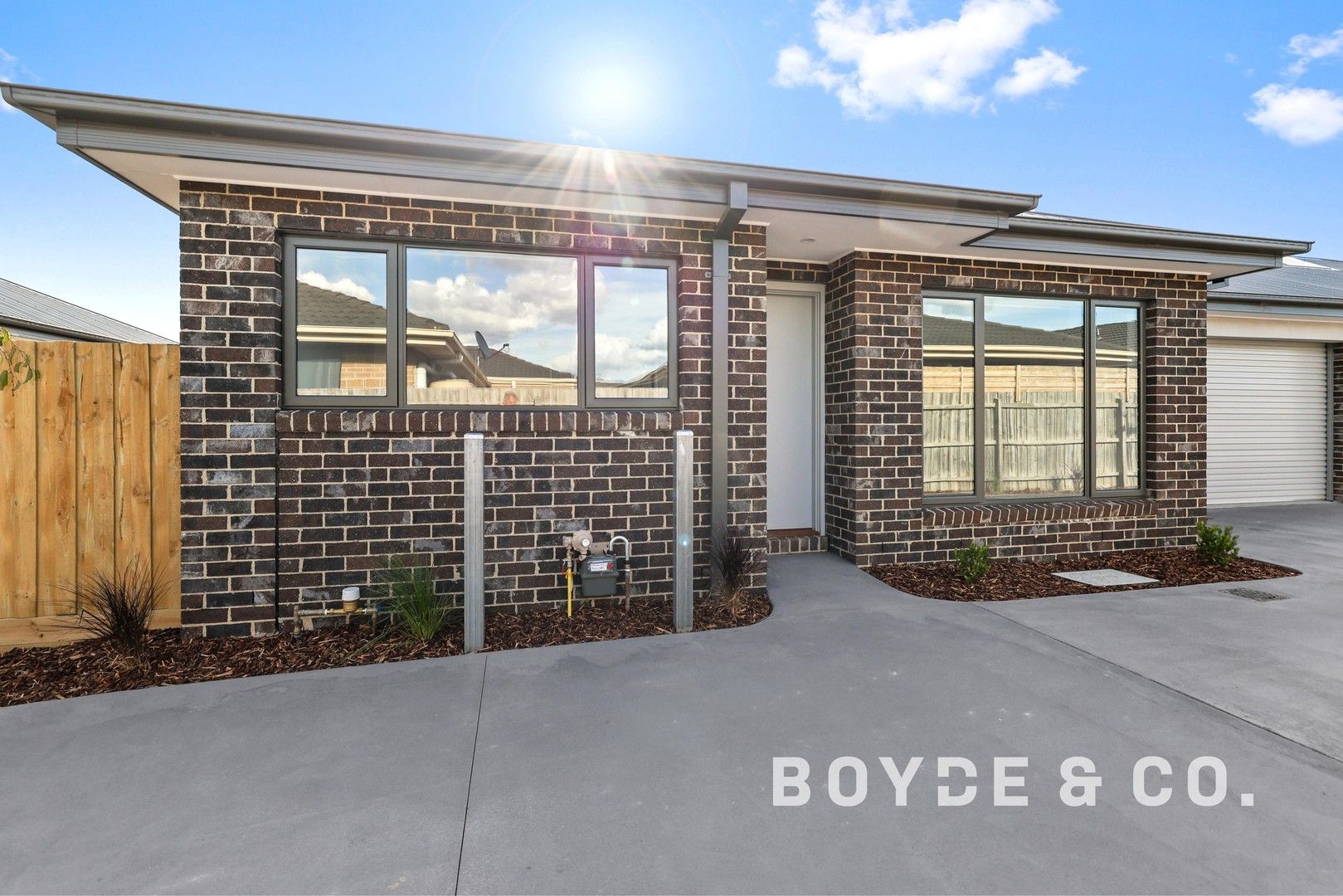 3 bedrooms Apartment / Unit / Flat in 4/10 Date Palm Street LONGWARRY VIC, 3816