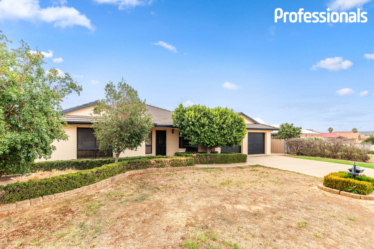 1D Nunkeri Street, Glenfield Park NSW 2650, Image 1