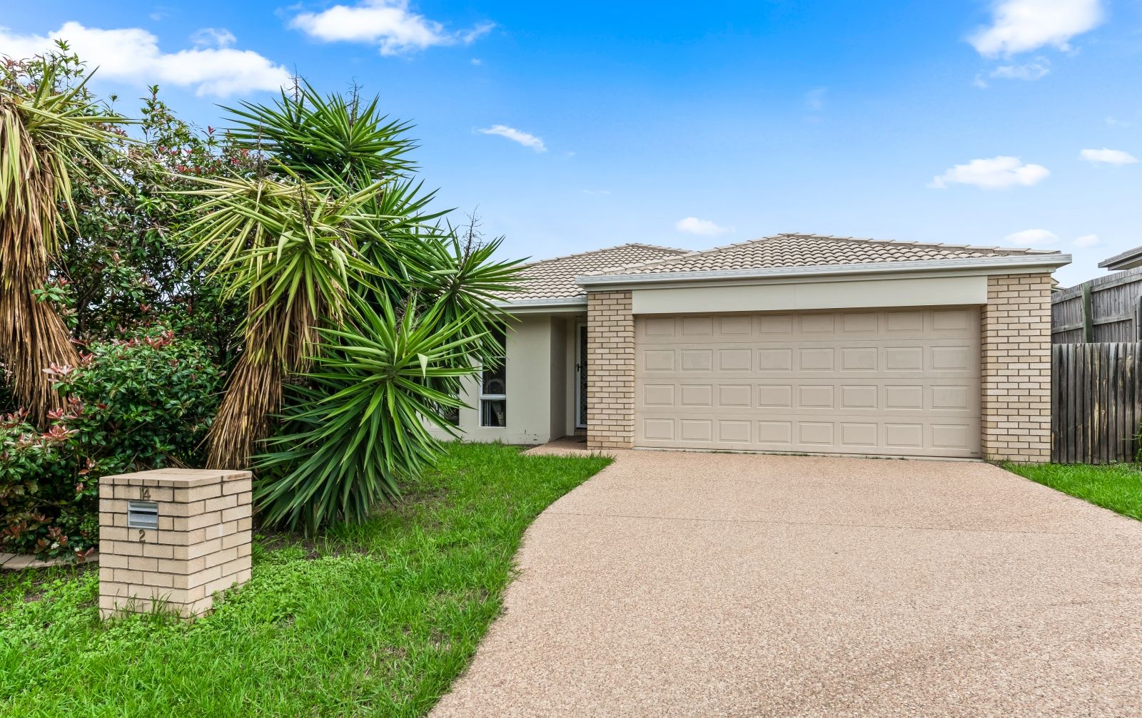 2/14 Alpine Court, Cranley QLD 4350, Image 0