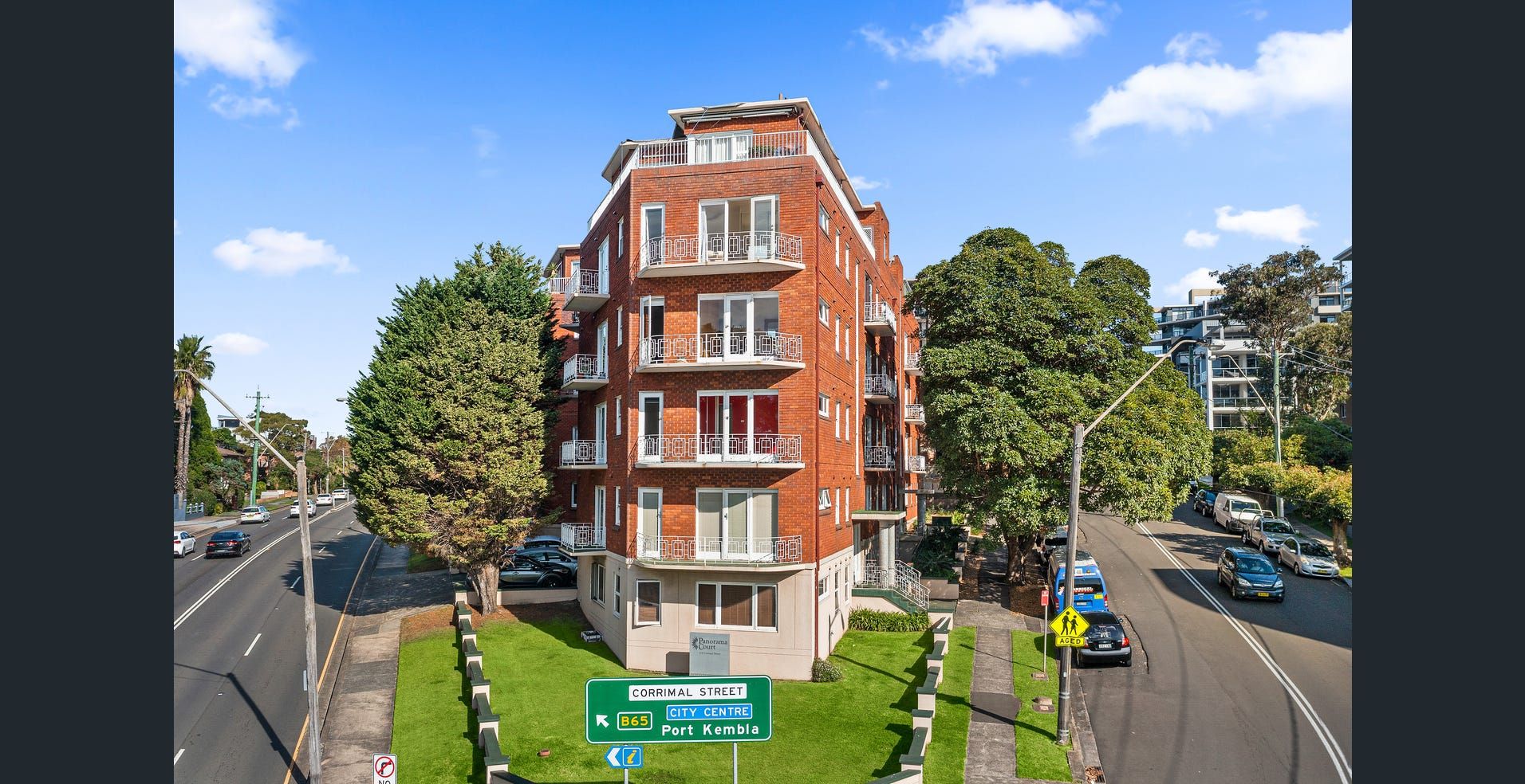 2 bedrooms Apartment / Unit / Flat in 11/2-4 Corrimal Street NORTH WOLLONGONG NSW, 2500