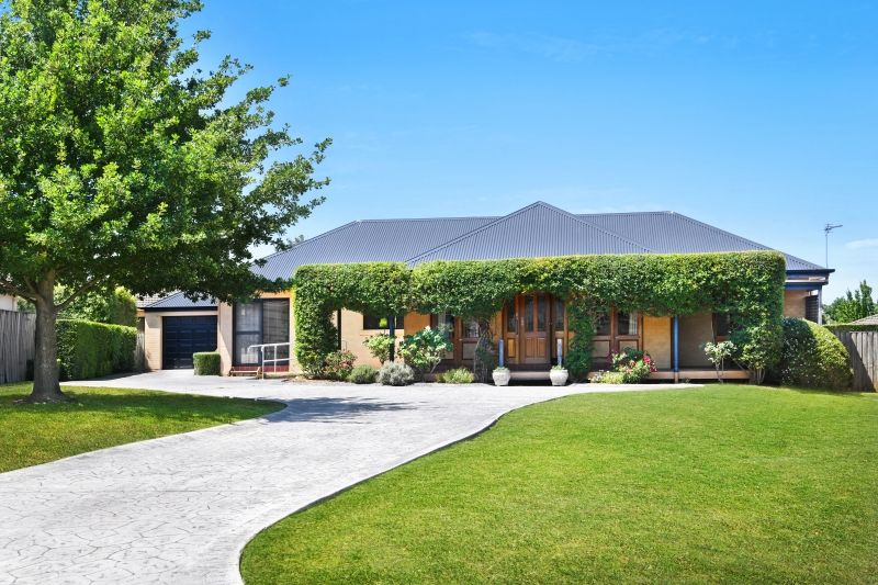 42 Glenquarry Crescent Bowral Nsw 2576 Domain