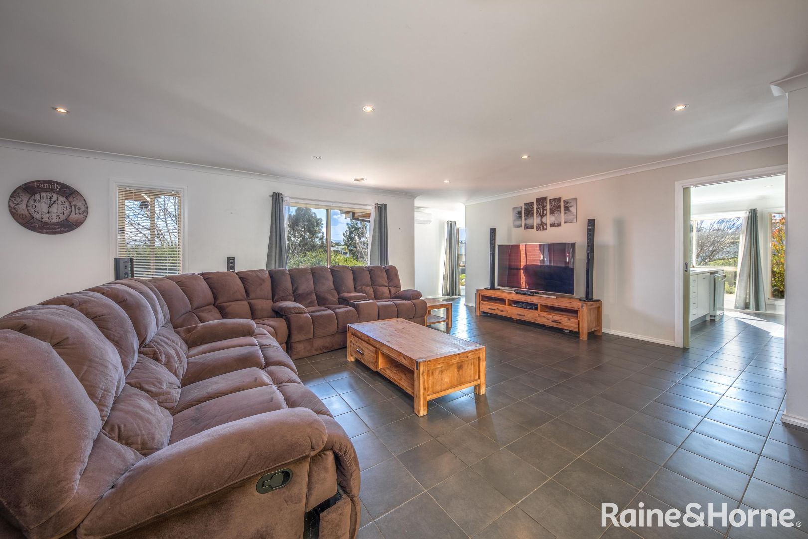 2 Hilltop Way, Gisborne VIC 3437, Image 1