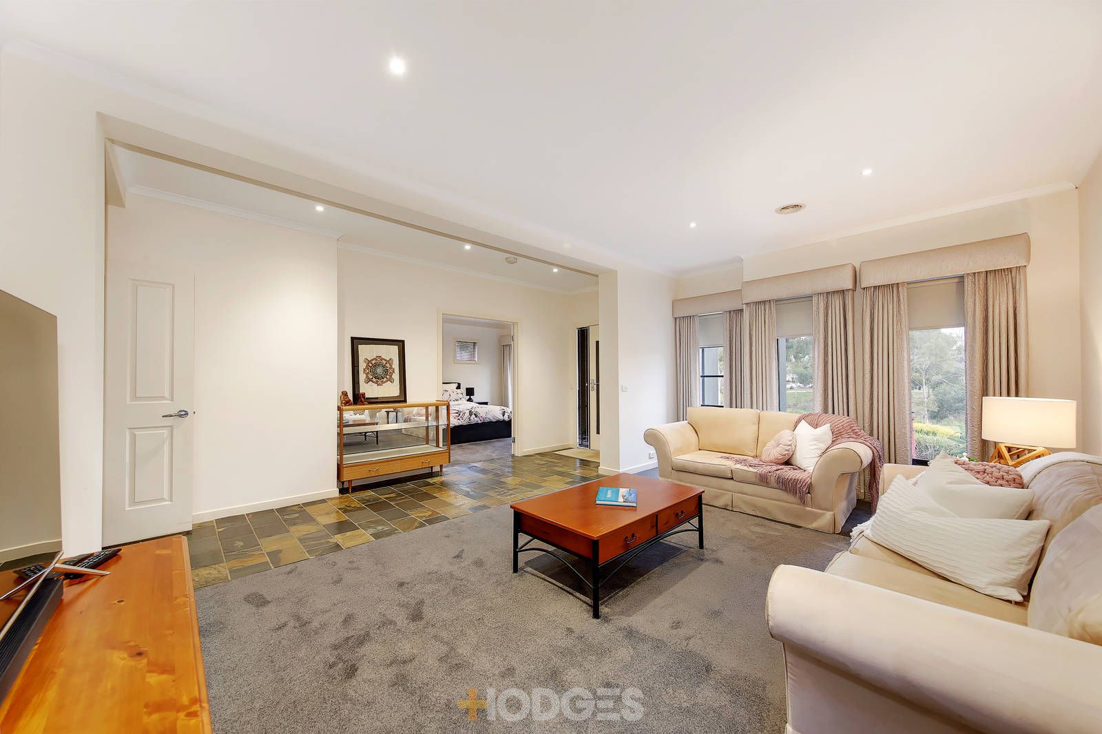 4 Mokoan Close, Manor Lakes VIC 3024, Image 2