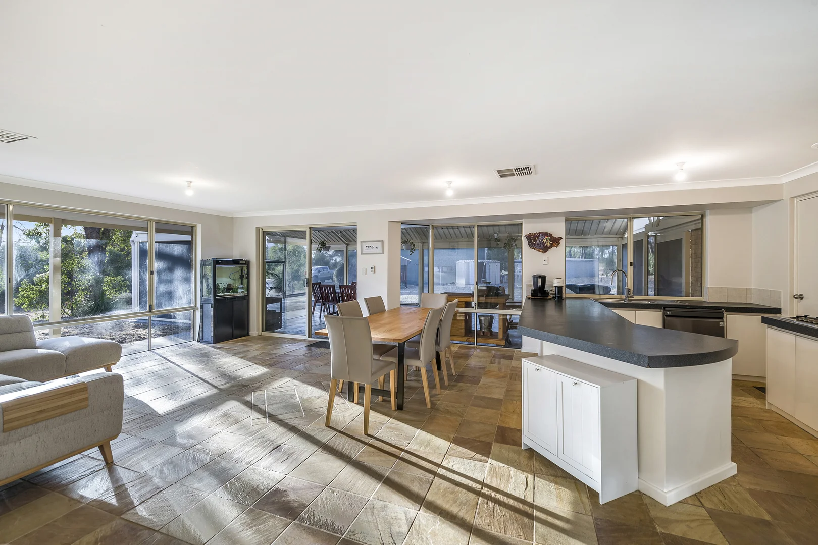 Additional image 7 of 363 Meadowbrook Ramble, Bullsbrook WA 6084