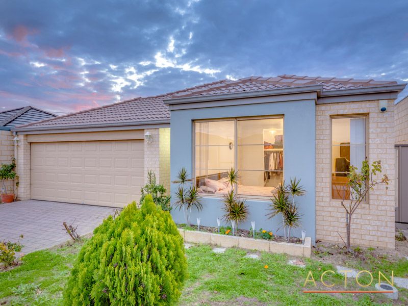 10 Sparnam Street, Canning Vale WA 6155, Image 2