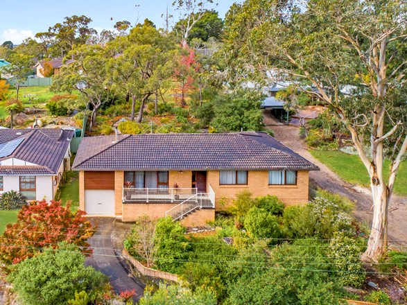 23 Meeks Crescent, Faulconbridge NSW 2776